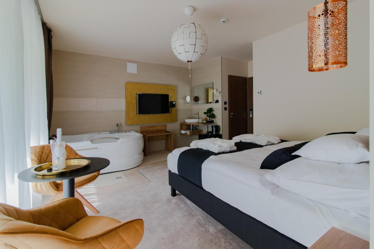 Baobab Suites Шіофок Екстер'єр фото